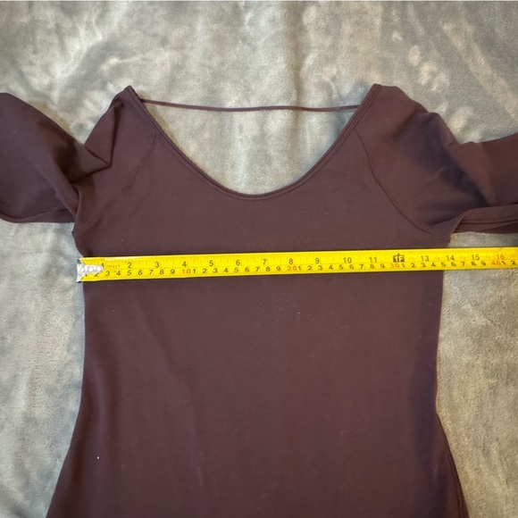 Lululemon Full Freedom Bodysuit
Black Cherry
#121 - Picture 4 of 6